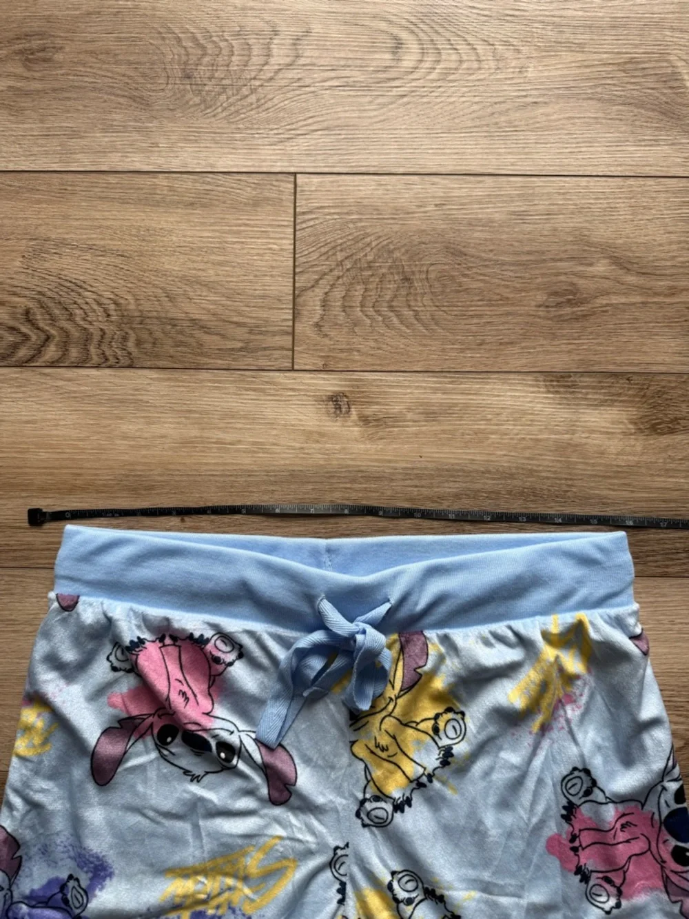 NWT Disney Women’s Lilo & Stitch Fleece Pajama Pant - Picture 4 of 9